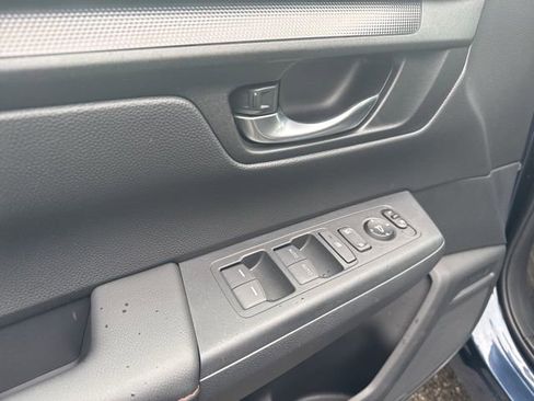 Used 2024 Honda CR-V Sport image 18