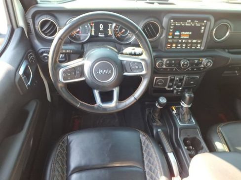 Used 2021 Jeep Wrangler Unlimited Sahara AWD/4WD image 7