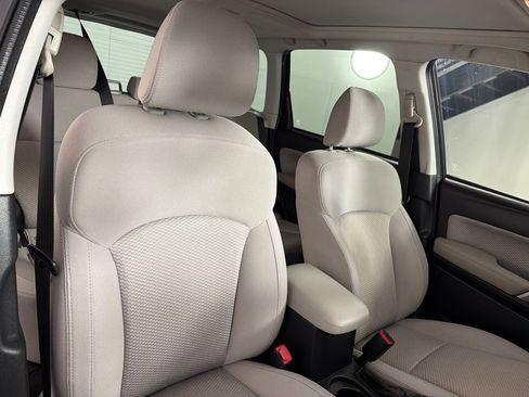 Used 2018 Subaru Forester 2.5i Premium AWD/4WD image 24