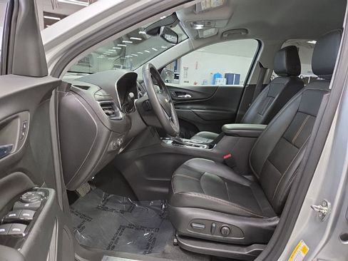 Used 2022 Chevrolet Equinox Premier AWD/4WD image 9