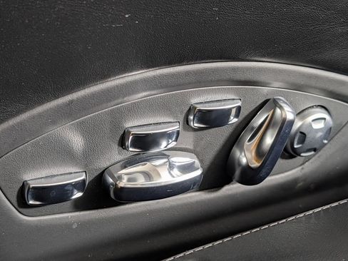 Used 2019 Porsche 911 Turbo S image 28