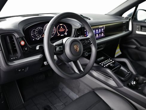 New 2026 Porsche Cayenne image 4