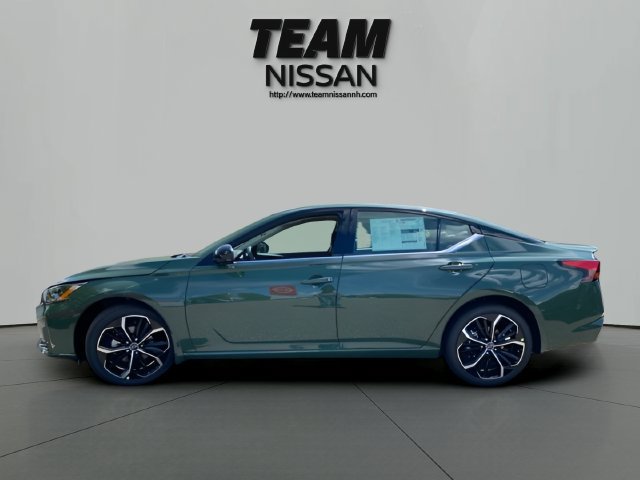 New 2026 Nissan Altima 2.5 SR w/ SR Premium Package AWD/4WD image 4