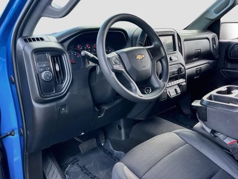 Used 2022 Chevrolet Silverado 1500 Custom RWD image 9