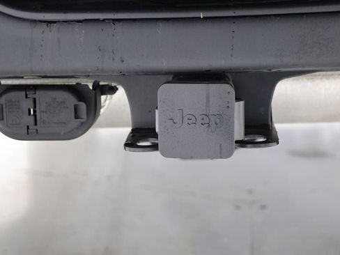 Used 2024 Jeep Wrangler Unlimited Rubicon 4xe image 10