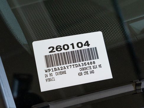 Certified 2026 Porsche Cayenne GTS AWD/4WD image 29