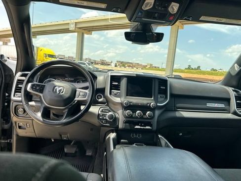 Used 2022 RAM 1500 Lone Star AWD/4WD image 36