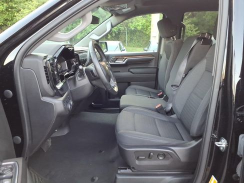 Certified 2023 Chevrolet Silverado 1500 LT AWD/4WD image 12