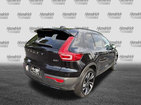 Certified 2023 Volvo XC40 B5 Plus w/ Protection Package Premier AWD/4WD image 10