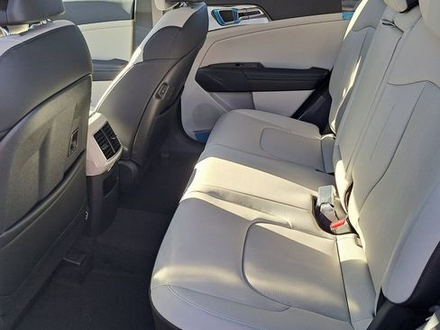 New 2026 Kia Sportage EX AWD/4WD image 13