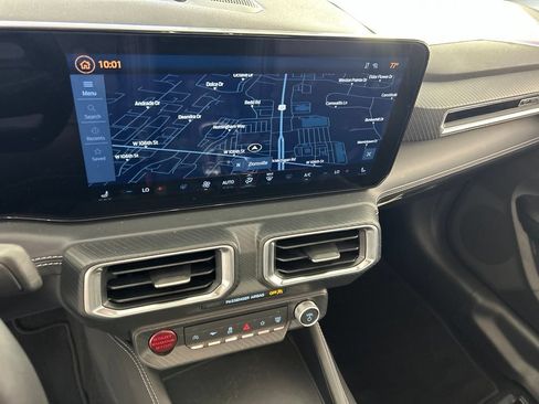 Used 2025 Ford Mustang GT Premium RWD image 32