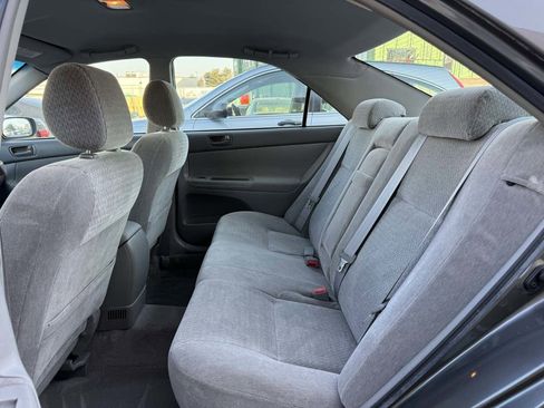 Used 2003 Toyota Camry LE image 12