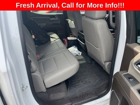 Used 2022 GMC Sierra 1500 SLT w/ SLT Premium Plus Package AWD/4WD image 8