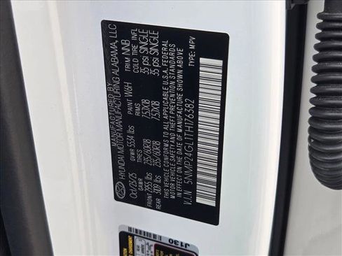 Used 2026 Hyundai Santa Fe SEL FWD image 17
