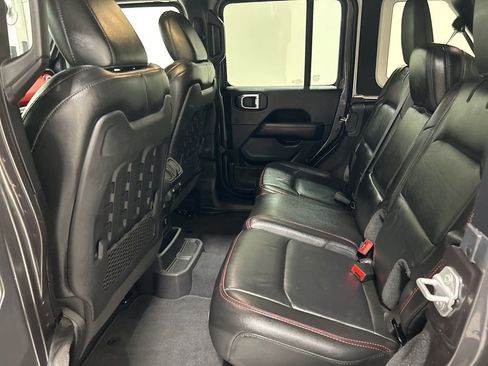 Used 2022 Jeep Wrangler Unlimited Rubicon w/ Dual Top Group image 23