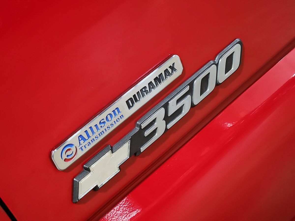 Used 2007 Chevrolet Silverado 3500 LT w/ Heavy-Duty Power Package AWD/4WD image 26