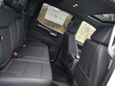 New 2026 Chevrolet Silverado 1500 RST w/ Dark Appearance Package image 19