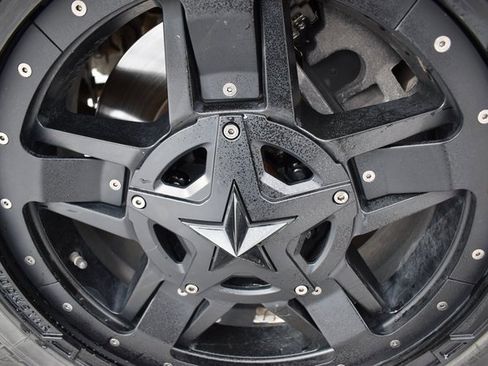 Used 2019 RAM 1500 Sport image 14