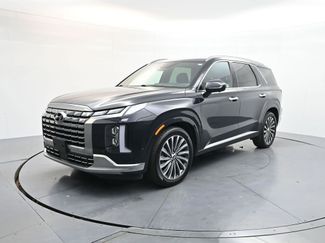 Used 2024 Hyundai Palisade Calligraphy video 3