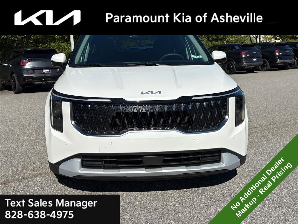 New 2027 Kia Carnival LX FWD image 2