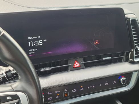 Certified 2023 Kia Sportage SX FWD image 18
