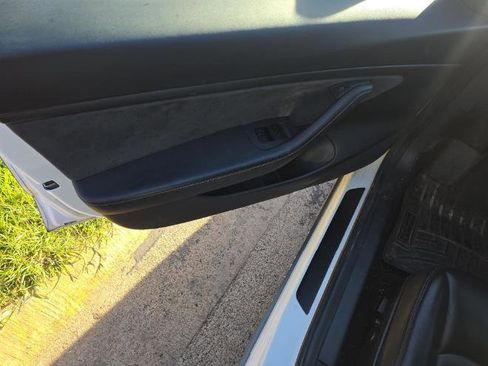 Used 2021 Tesla Model 3 Long Range image 10