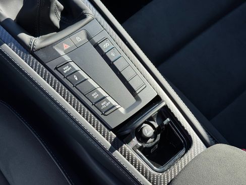 Used 2025 Porsche 718 Cayman GT4 RS image 49