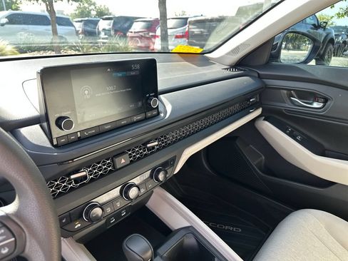 Used 2025 Honda Accord SE image 24