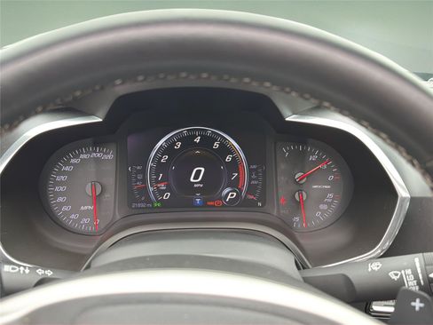 Used 2016 Chevrolet Corvette Z06 w/ 3LZ Preferred Equipment Group RWD image 13
