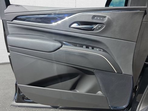 Certified 2024 Cadillac Escalade Sport AWD/4WD image 27