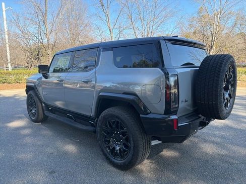 Used 2024 GMC Hummer EV 2X image 8