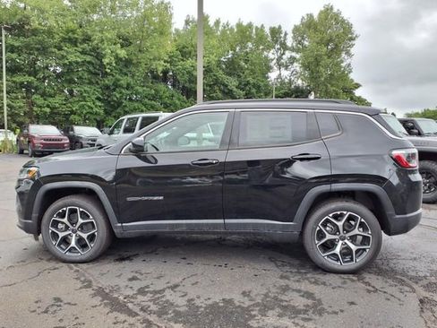 New 2025 Jeep Compass Limited w/ Sun & Sound Group image 6