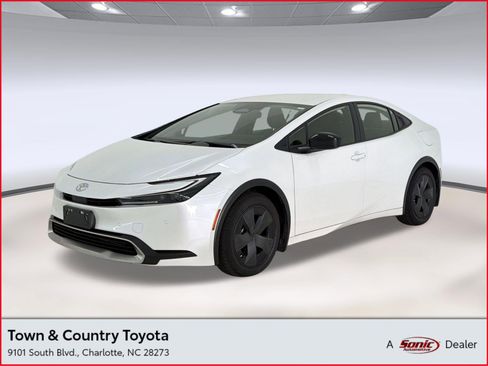 Used 2024 Toyota Prius Prime FWD image 1