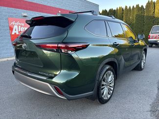 Used 2024 Toyota Highlander XLE video 3