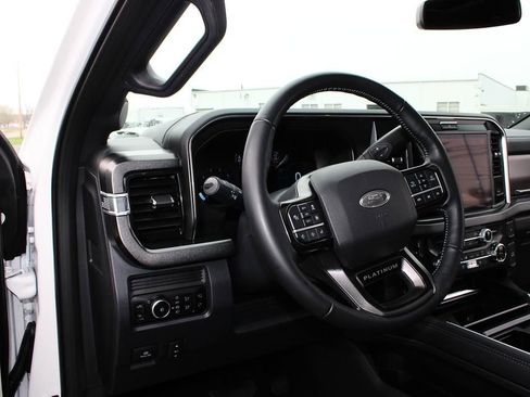 Used 2026 Ford F250 Platinum w/ FX4 Off-Road Package AWD/4WD image 25