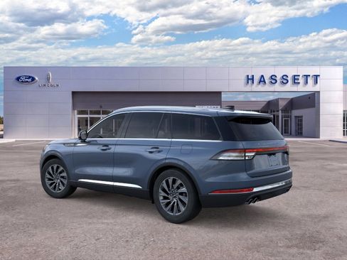 New 2026 Lincoln Aviator AWD image 4