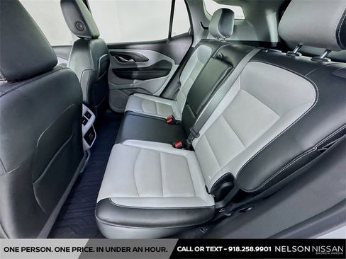 Used 2022 GMC Terrain SLT w/ LPO, Floor Liner Package image 23