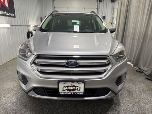 Used 2019 Ford Escape SEL image 2
