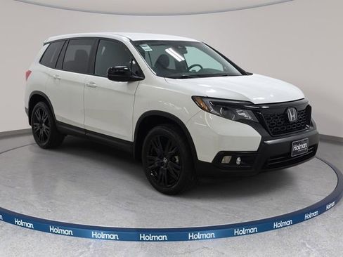 Used 2021 Honda Passport Sport image 4