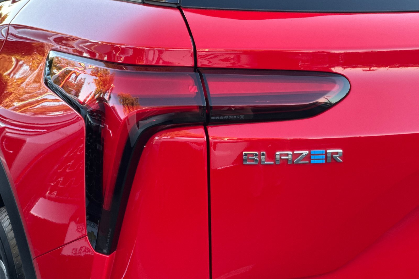 Used 2024 Chevrolet Blazer EV LT AWD/4WD image 45