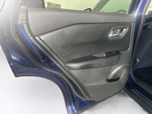 Used 2024 Nissan Rogue SV AWD/4WD image 25