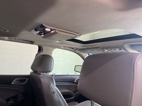 Used 2019 GMC Yukon Denali w/ Denali Ultimate Package image 40