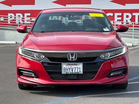 Used 2018 Honda Accord Sport image 7