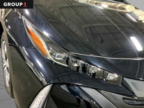 Used 2021 Toyota Prius Prime XLE FWD image 28