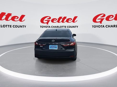 Certified 2025 Toyota Camry SE image 7