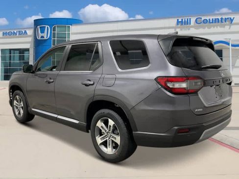 New 2025 Honda Pilot EX-L image 3