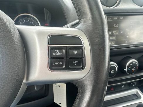 Used 2016 Jeep Compass High Altitude FWD image 21