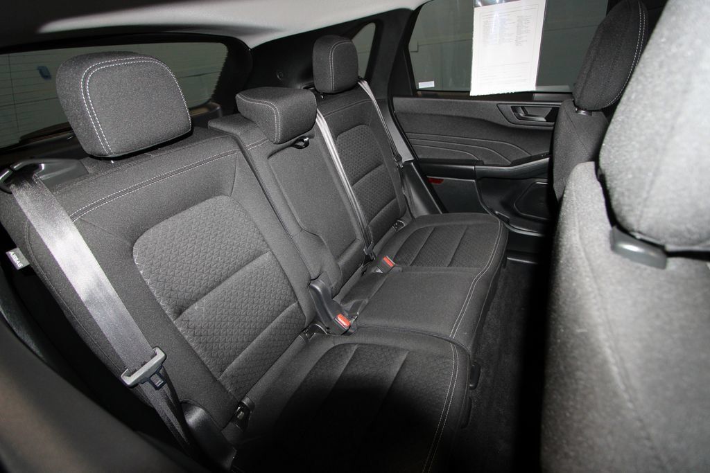 Used 2025 Ford Escape Active FWD image 21