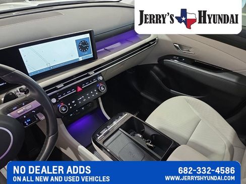 Used 2026 Hyundai Tucson Limited AWD/4WD image 14