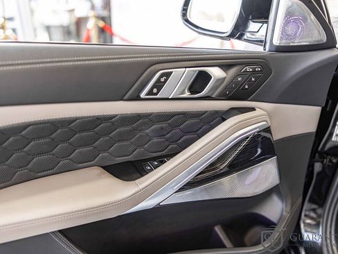 Used 2025 BMW X6 M Competition w/ Executive Package image 35